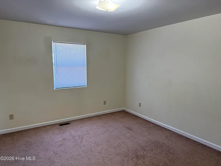 3320 Bridges St #1 — Photo 14