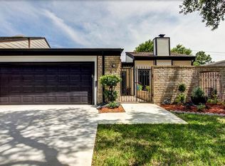 5524 Shadow Crest St, Houston, TX 77096