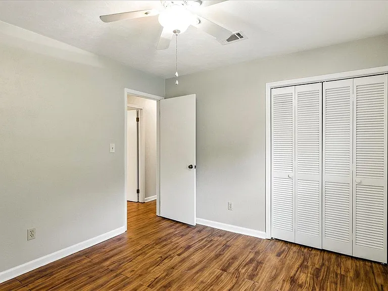 3232 Riddle Dr — Photo 23