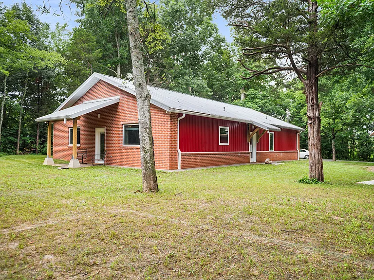 205 Woodcraft Dr — Photo 25