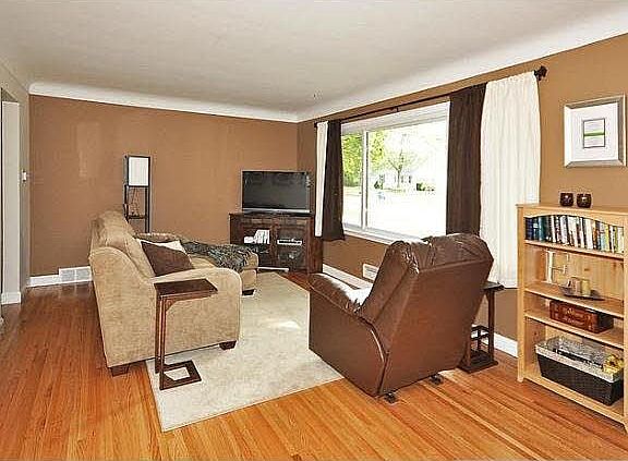 3rd image of 7538 Chicago Avenue