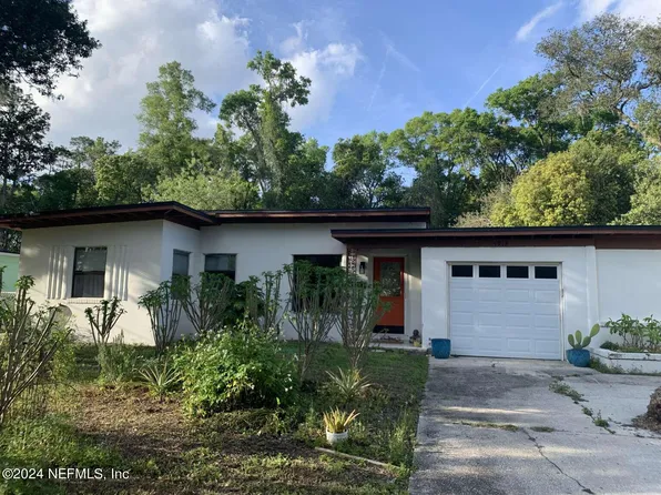 1913 STANFORD Road N, Jacksonville, FL 32207