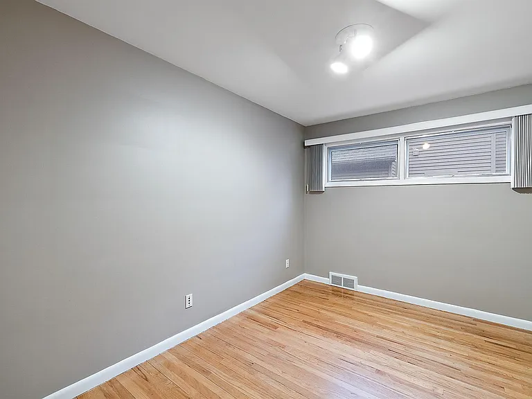 810 Chestnut St — Photo 12
