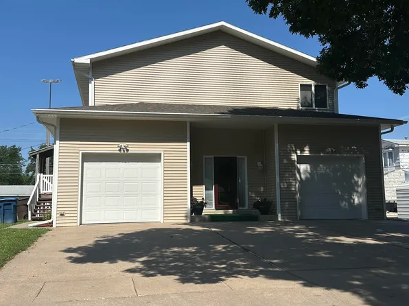 1212 4th Ave, Kearney, NE 68845