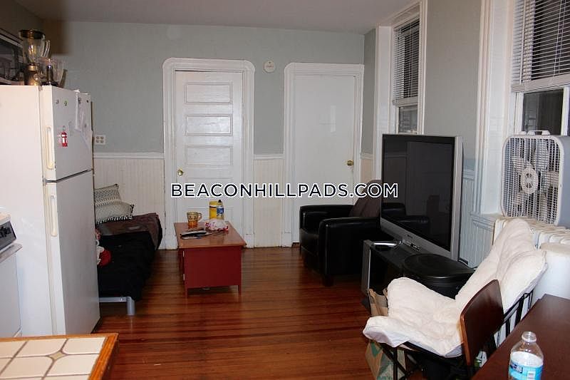2nd image of 72 Revere St #1RA