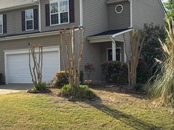 524 Woodson Dr, Clayton, NC 27527