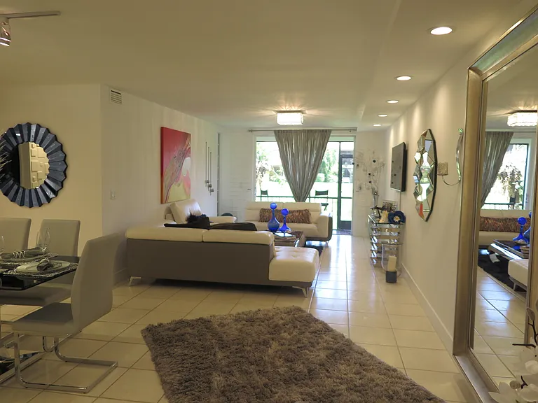 7875 La Mirada Dr — Photo 5