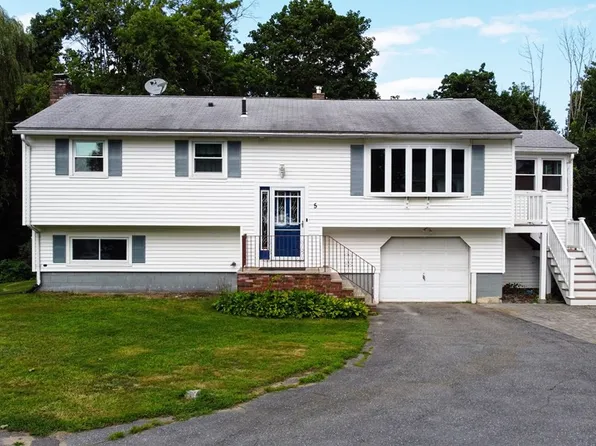 5 Garside Ter, Methuen, MA 01844