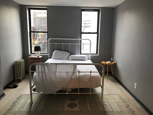 Rented by Premier Metro Realty Corp | media 20