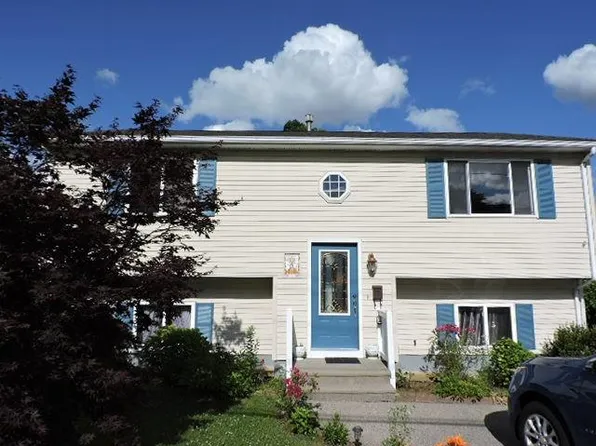 29 Clyde St, West Warwick, RI 02893