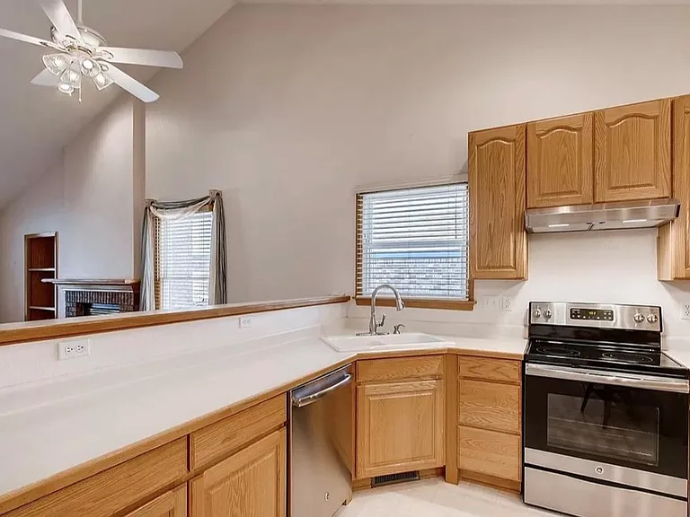 2534 E 125th Way — Photo 9