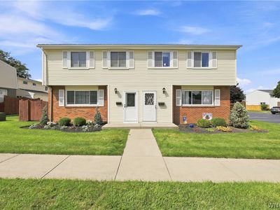 71 Parkview Ct, Lancaster, NY, 14086