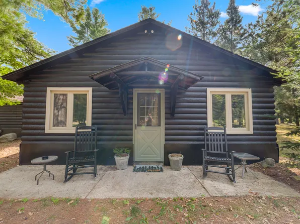 1880 Cherry Creek Trl, Grayling, MI 49738