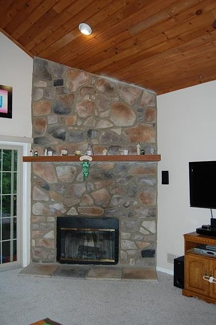 2nd image of 445 Brown Briar Cir