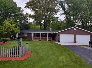 77 N Winding Dr, Midland, MI 48640