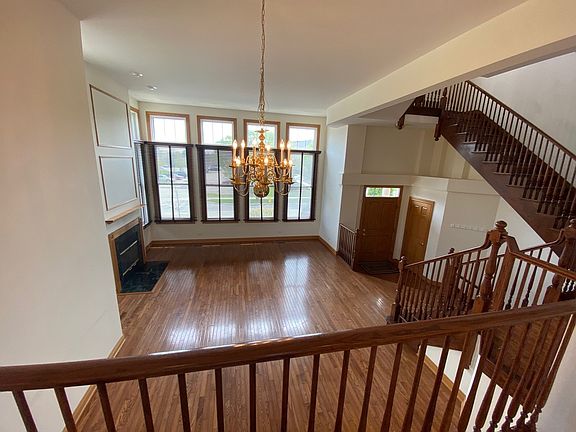 3rd image of 1903 Admiral Ct