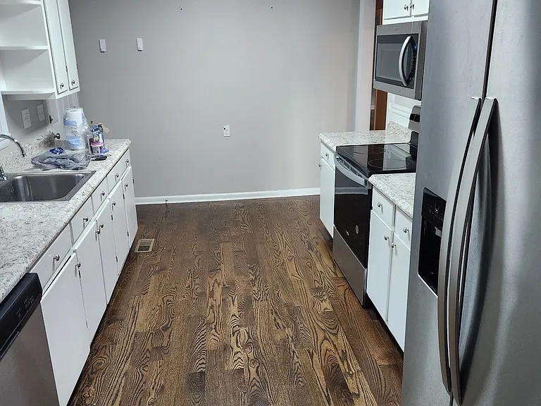 1306 White Blvd — Photo 9