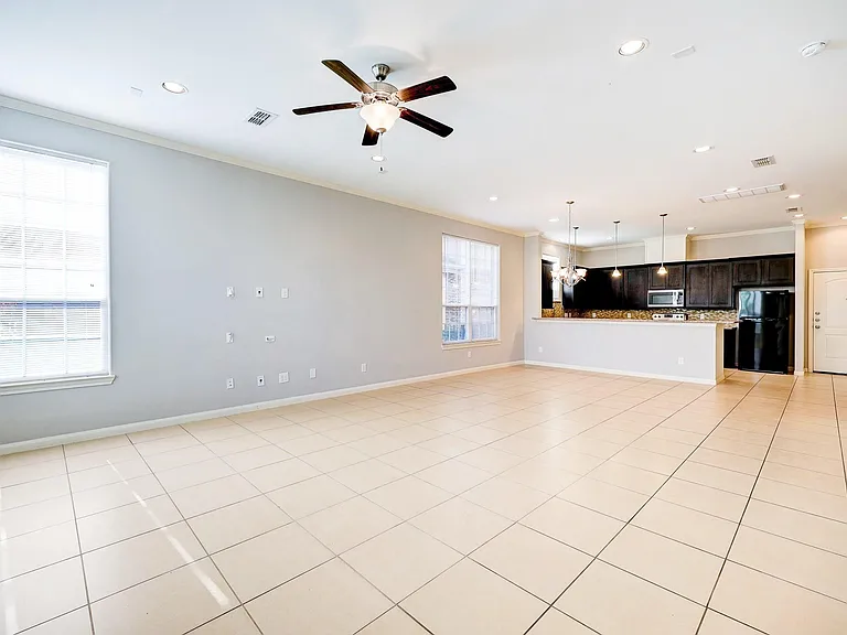 2727 Misty Heath Ln — Photo 6