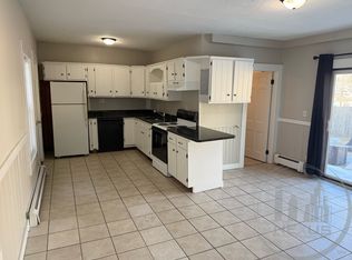 137 Main St #2, Upton, MA 01568