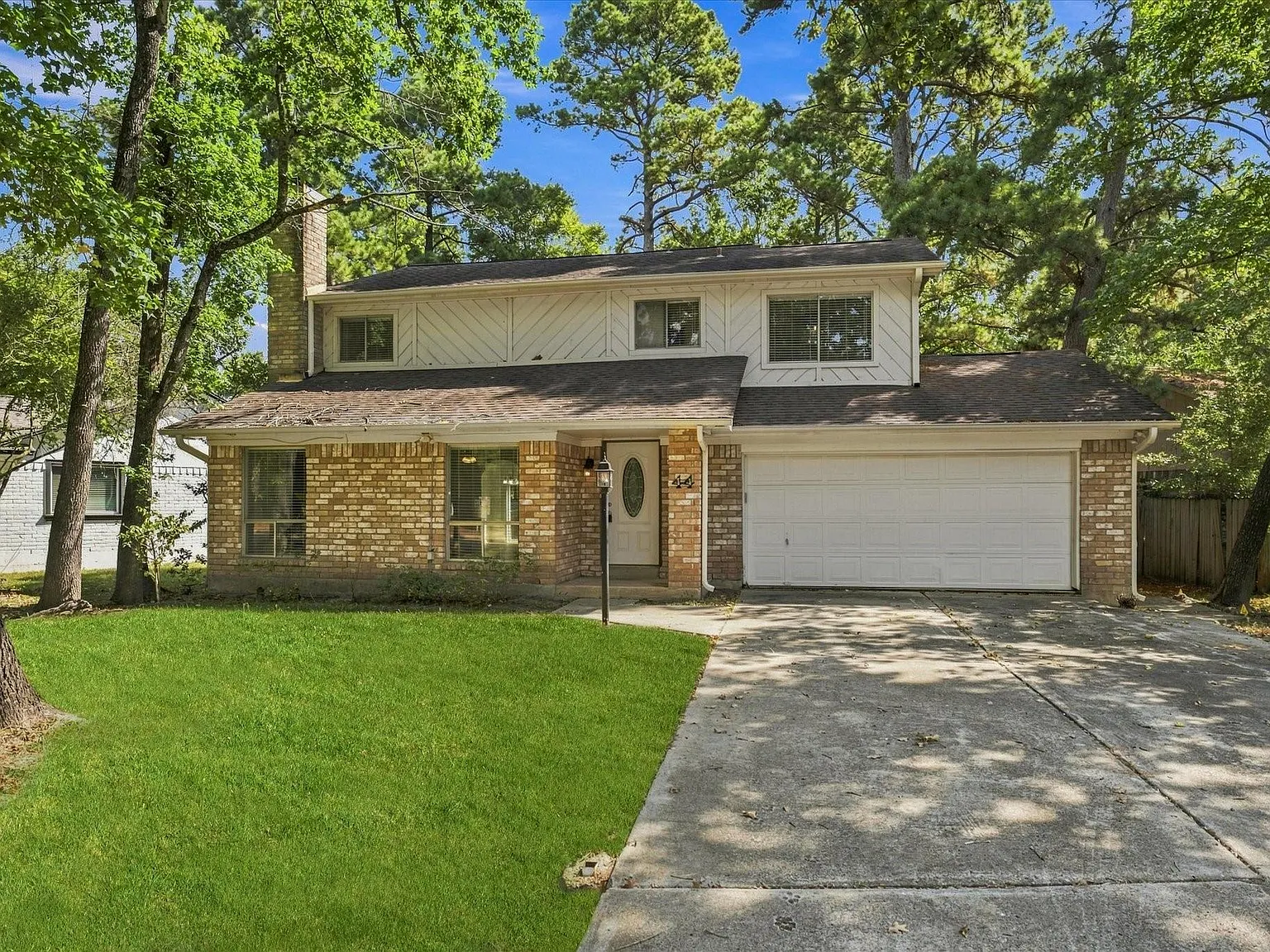 4 bed, 2.5 bath, 1880 sqft, $2,250 — Photo 2