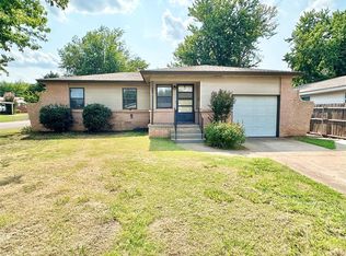 713 Crosby Blvd, Midwest City, OK 73110