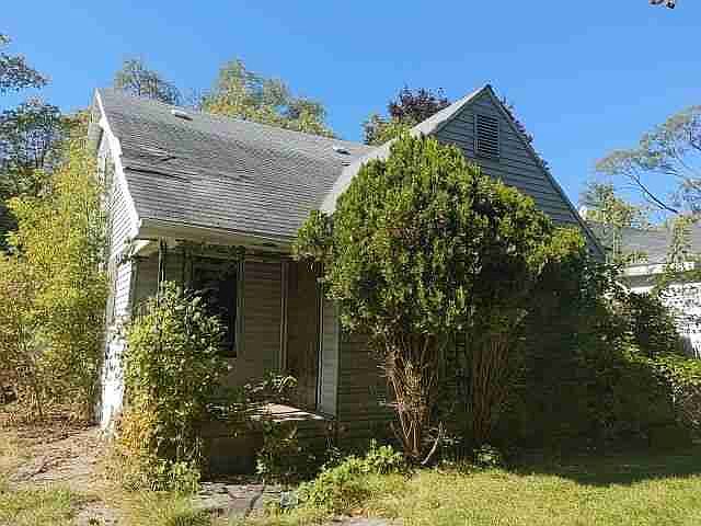 12923 Blackstone