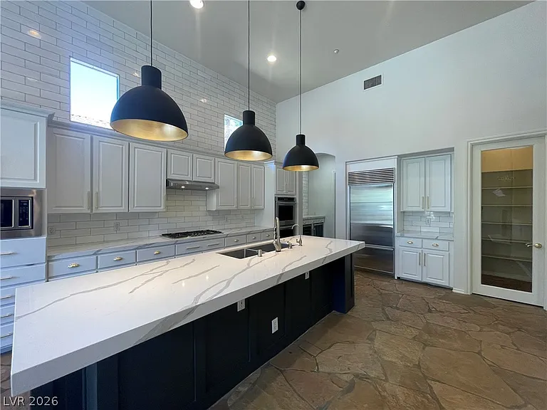 53 Avenida Sorrento — Photo 14
