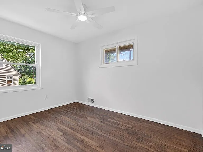 303 Nimitz Ave — Photo 10