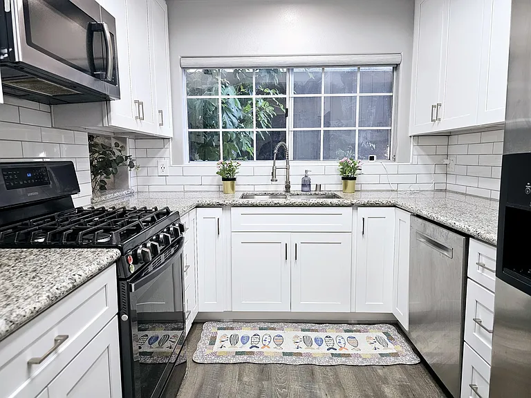4080 Tujunga Ave #104 — Photo 5