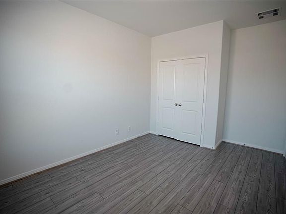 5th image of 559 Long Beach Bay Dr