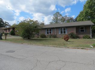 4705 Metro Park Ln, Hixson, TN 37343