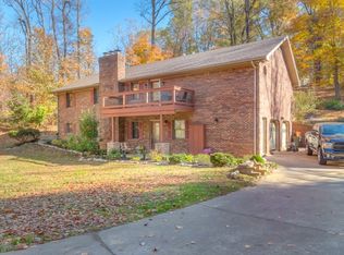 221 Fern Hill Dr, Owensboro, KY 42301