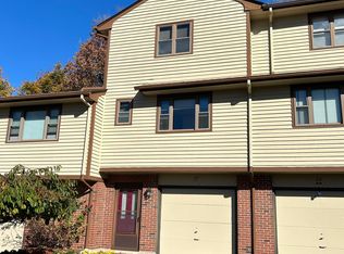 1516 E Main St APT 25, Meriden, CT 06450