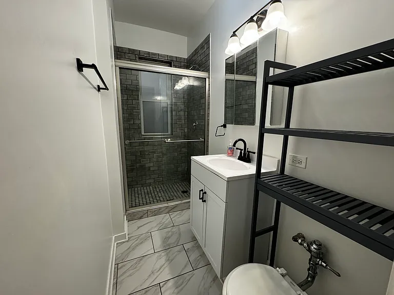 1503 W Schreiber Ave #2A — Photo 3