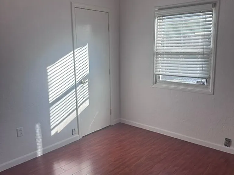 2340 Belmont Rd — Photo 17
