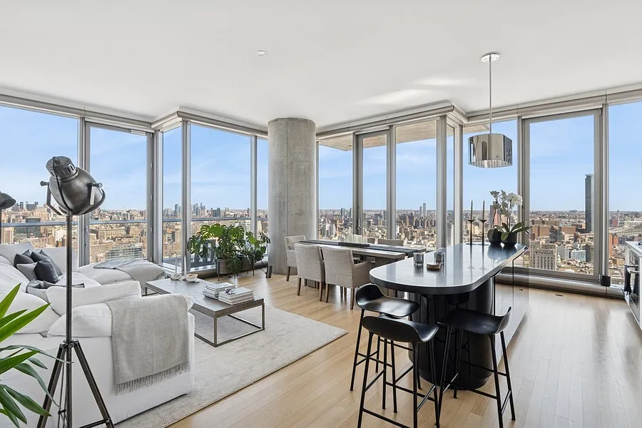 56 Leonard St #34AE