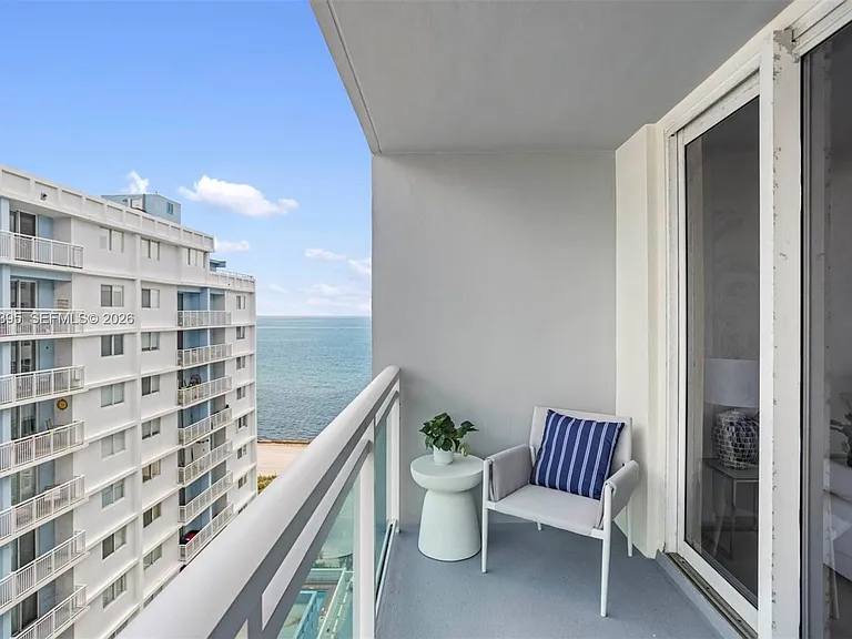 6917 Collins Ave #1512 — Photo 16