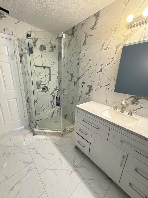 2 bed, 1.0 bath, 750 sqft, $1,900 — Photo 3