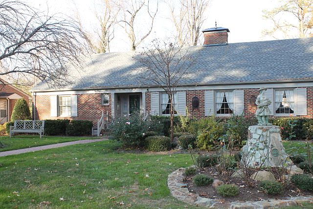 1st image of 402 Meherrin St
