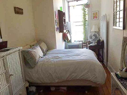 Rented by Francine Realty | media 32