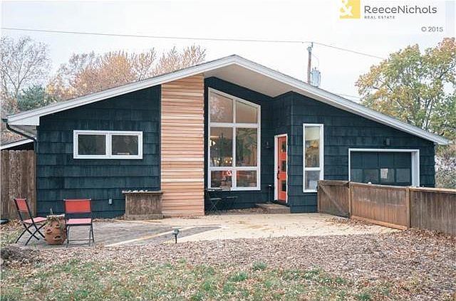 1st image of 8312 Ward Parkway Pl