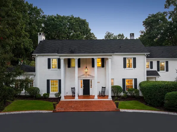 1215 Roe Ford Rd, Greenville, SC 29617