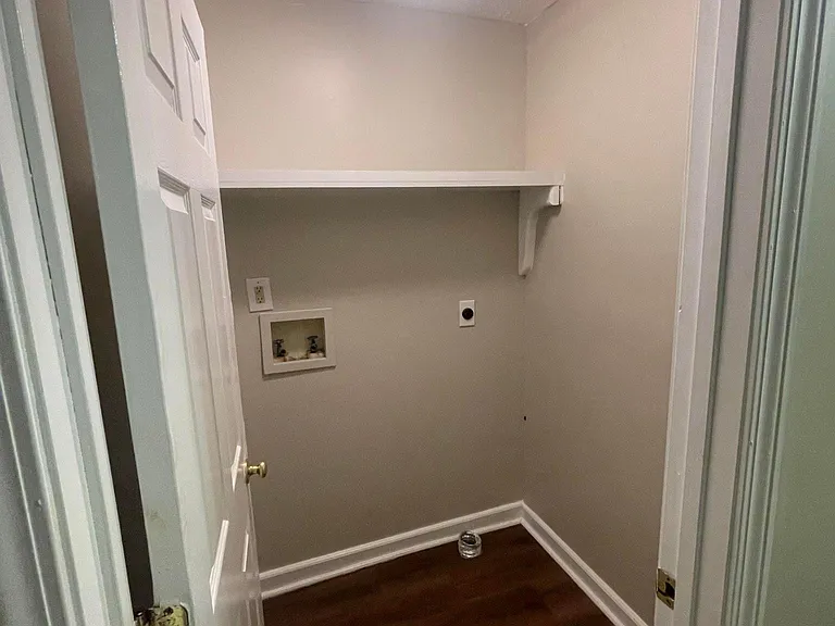 571 Straightway Dr #A — Photo 15