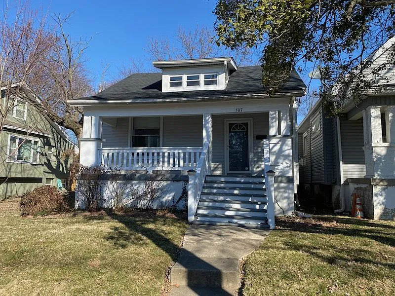 Building Photo - 507 W Whitney Ave