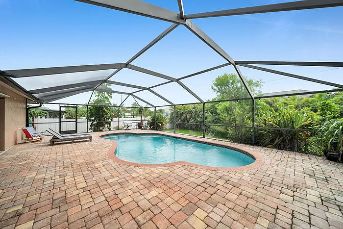 3505 Surfside Blvd — Photo 4