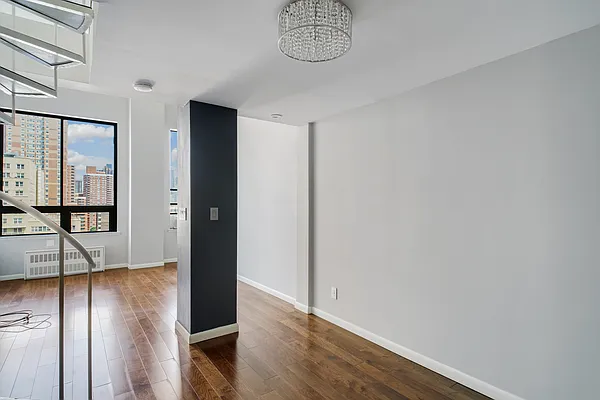 Rented by Julien Aractingi, LREB | media 3