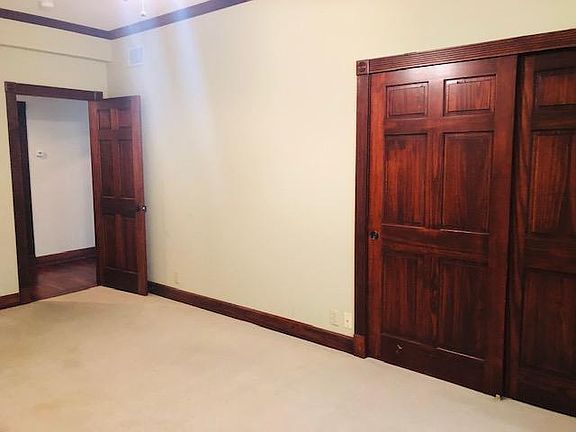 4th image of 210 Saint George St Unit 21