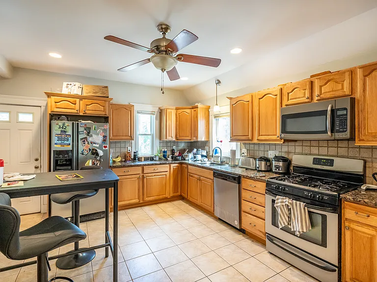 27 Paulina St #1 — Photo 1