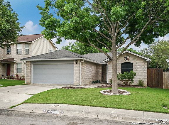 2nd image of 4923 Aspen Vw