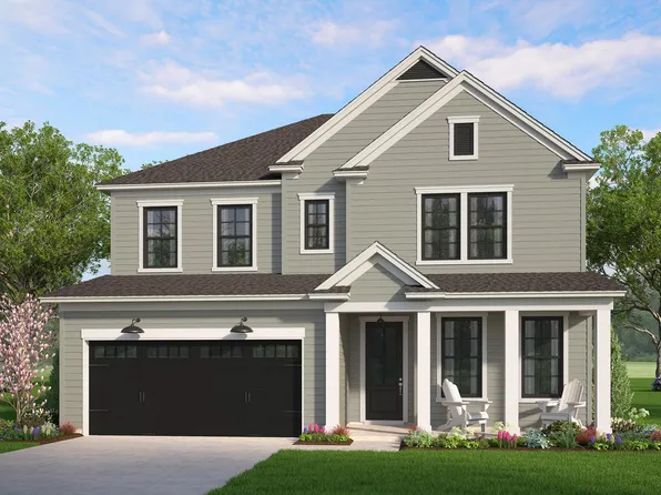 900 Creek Pointe Dr, Moncks Corner, SC 29461